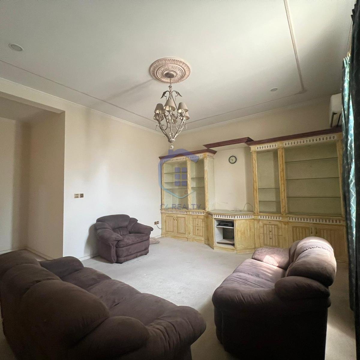 Luxury 4-Bedroom Villa in The heart of Al Hidd