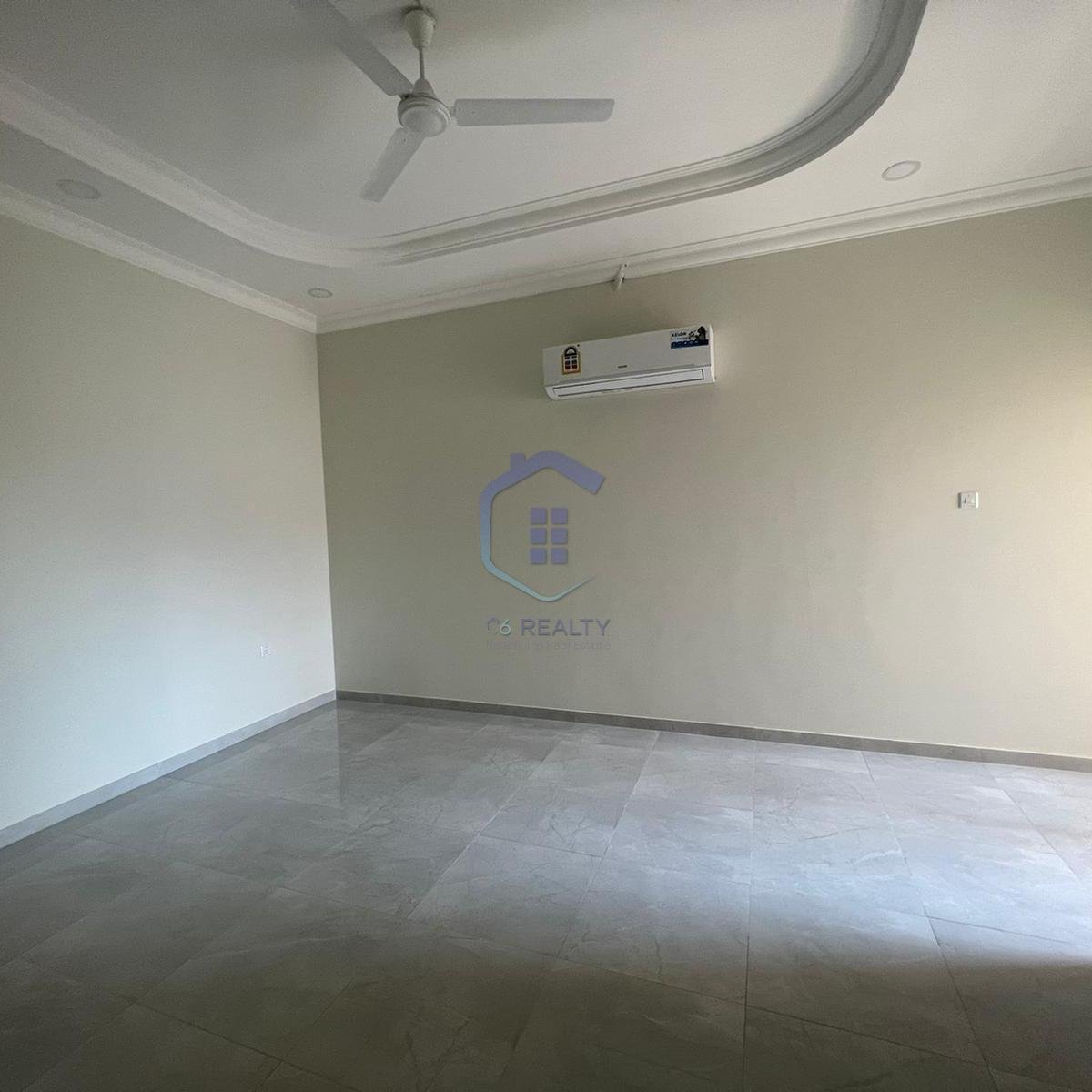 New Spacious 4-Bedroom Apartment in center of Hidd