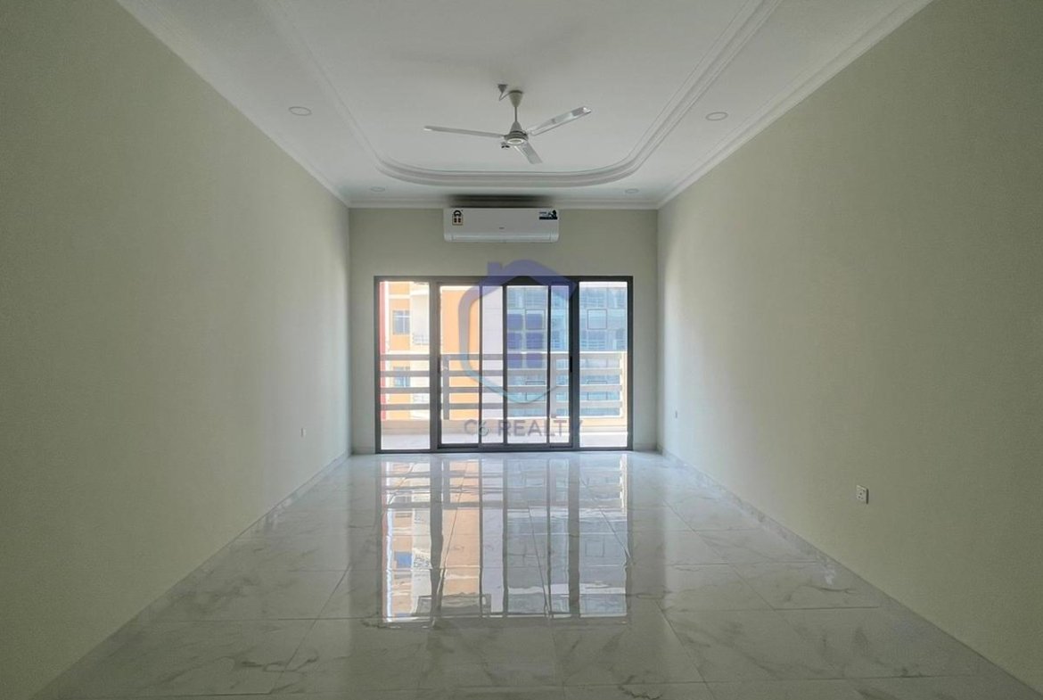 New Spacious 4-Bedroom Apartment in center of Hidd
