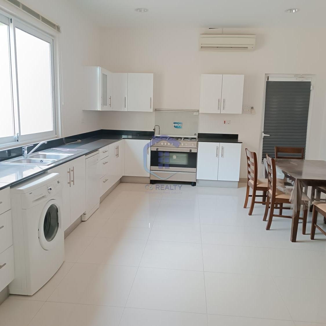 Affordable villa for rent in the heart of Tubli