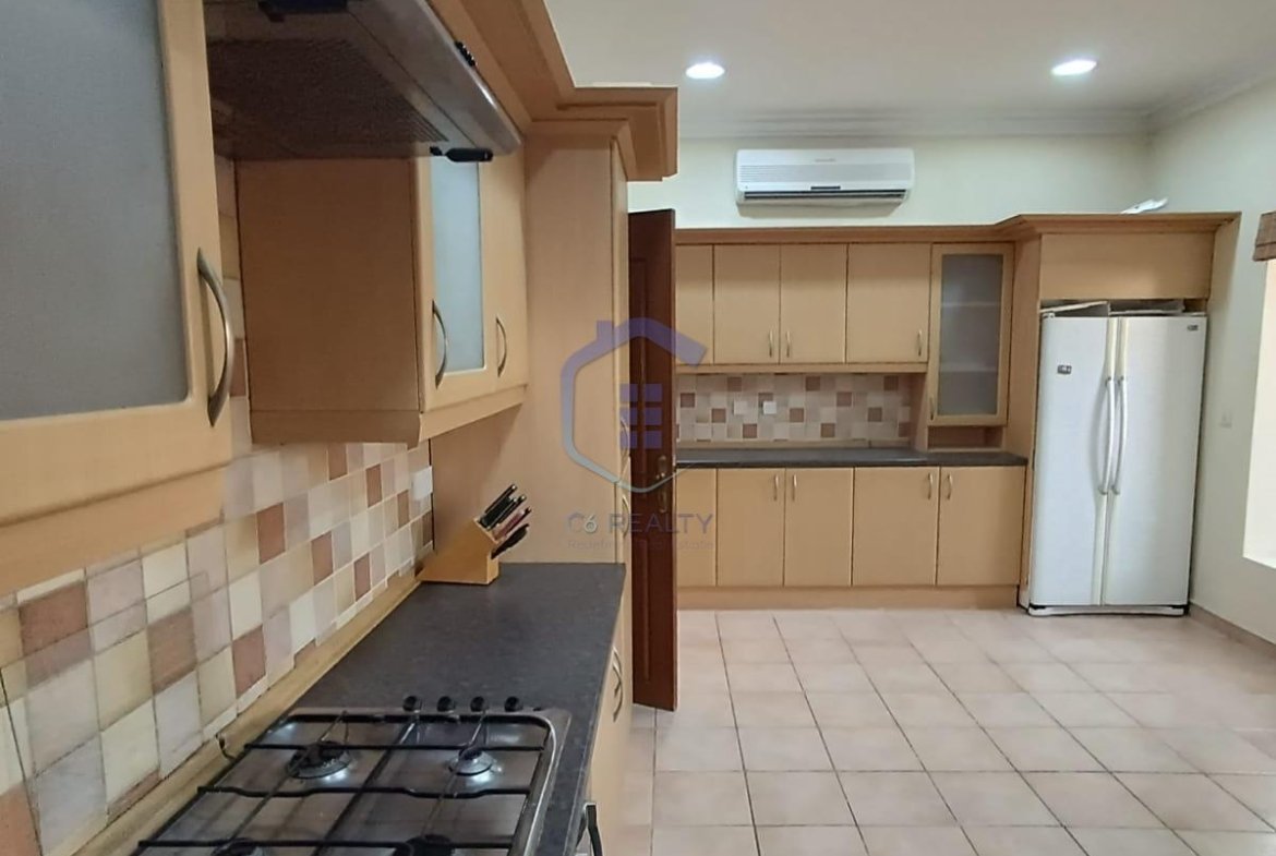 Luxury Villa for Rent in the vibrant Seef Area