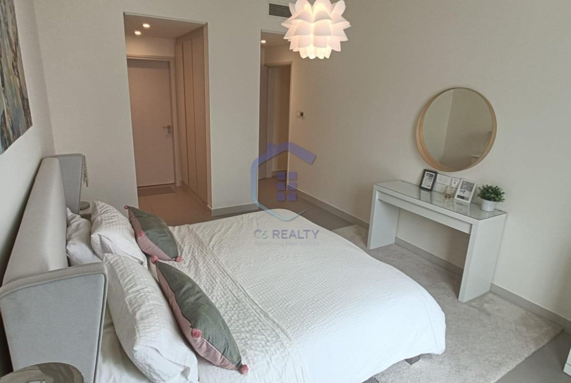 Luxury 4-Bedroom for Rent in The Seaview of Marassi