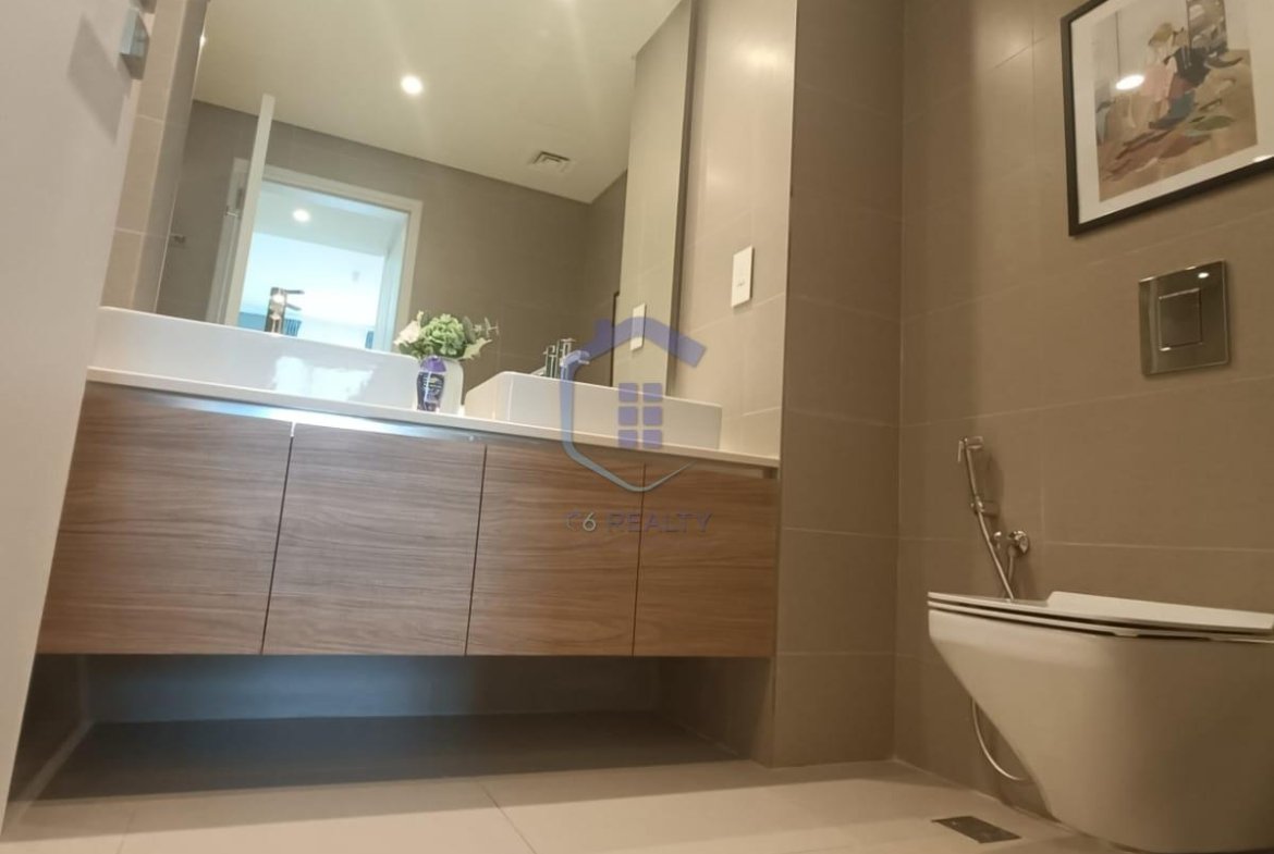 Luxury 4-Bedroom for Rent in The Seaview of Marassi
