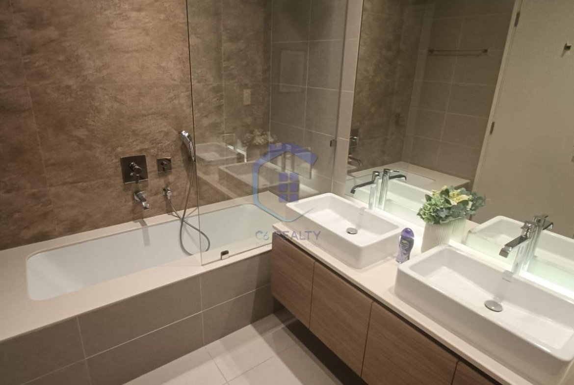 Luxury 4-Bedroom for Rent in The Seaview of Marassi