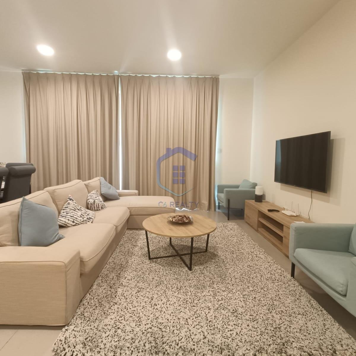 Luxury 4-Bedroom for Rent in The Seaview of Marassi