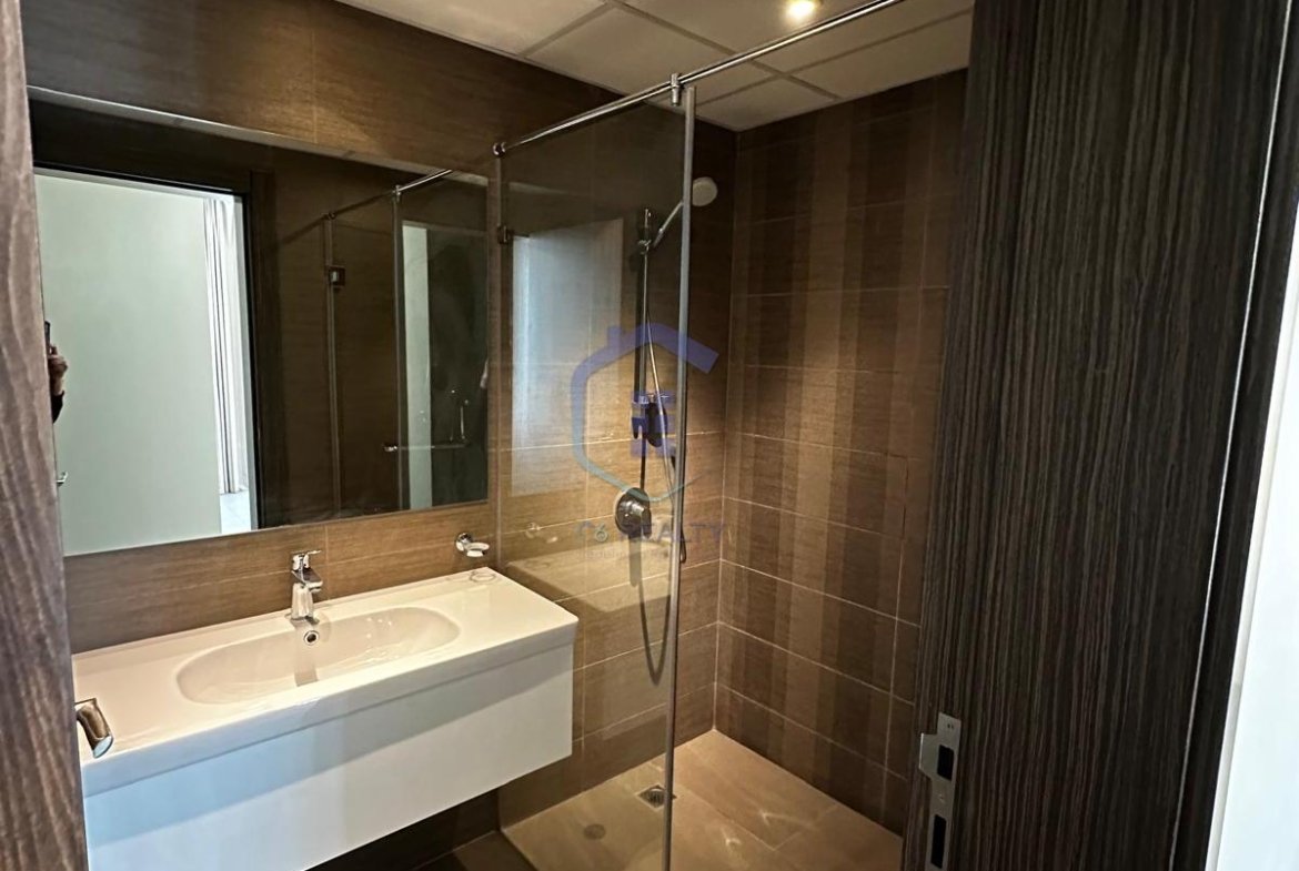 Affordable 4-Bedroom for Rent in The Center Amwaj