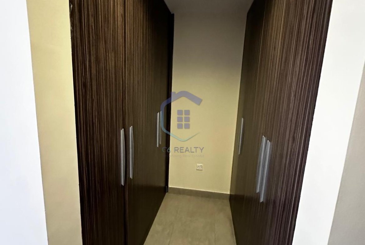 Affordable 4-Bedroom for Rent in The Center Amwaj