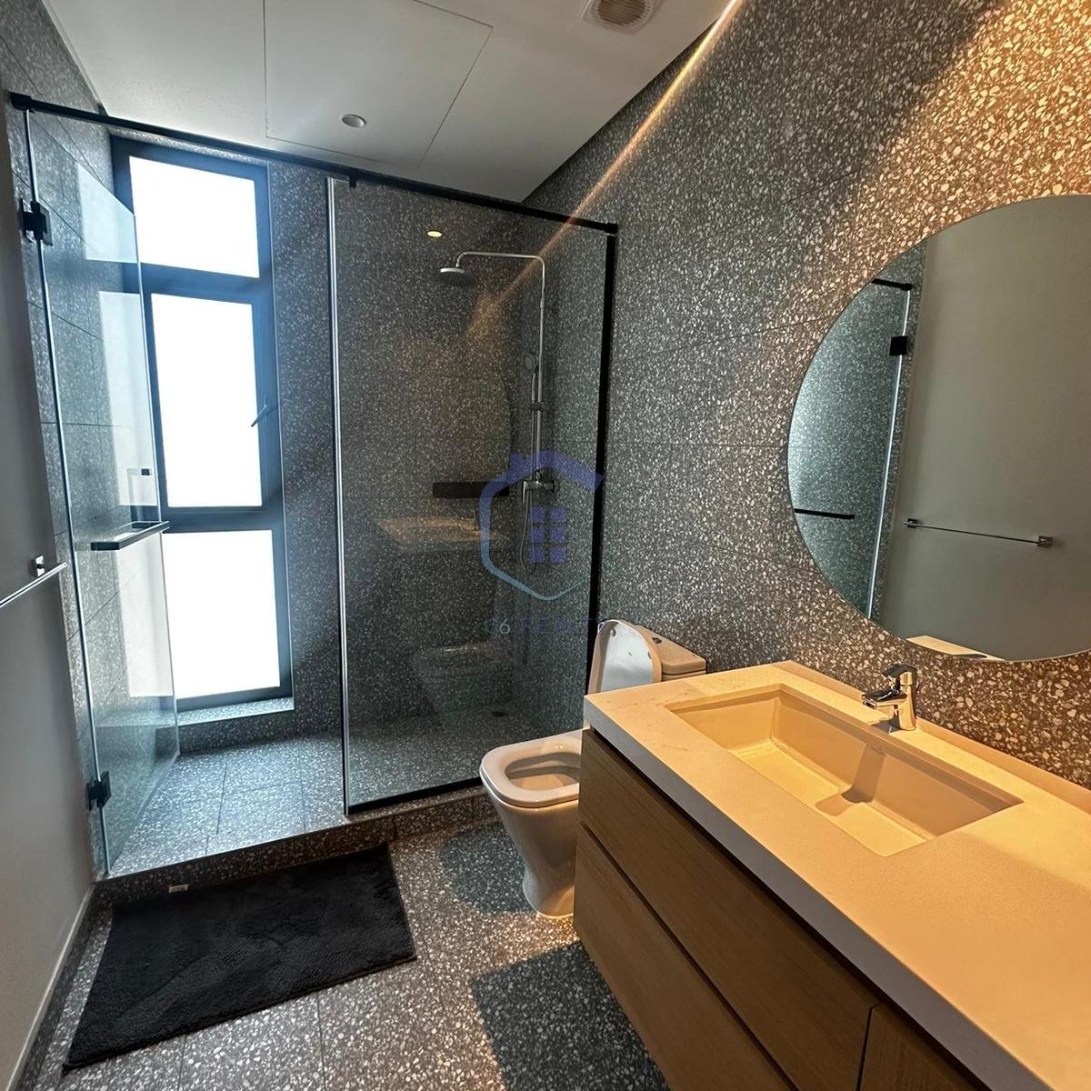 Modern 2-Bedroom Apartment In The Heart Of Saar.