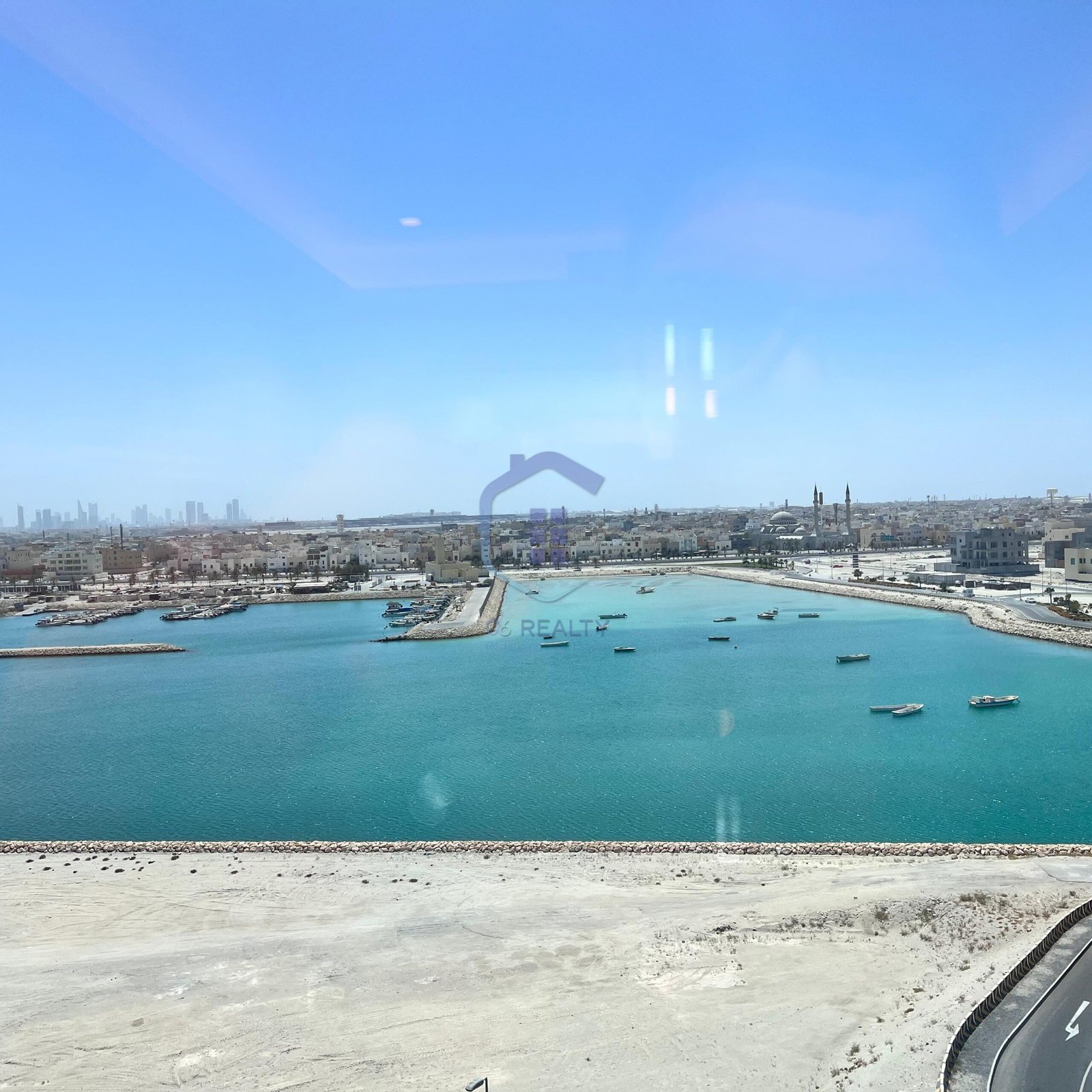 Luxury SeaView 2-Bedrooms Apartment In The Heart Of Dilmunia.