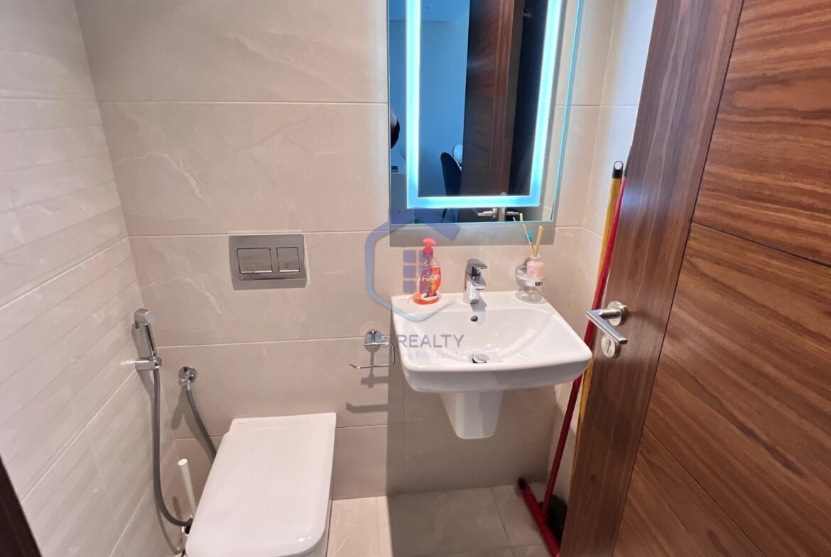 Luxury SeaView 2-Bedrooms Apartment In The Heart Of Dilmunia.