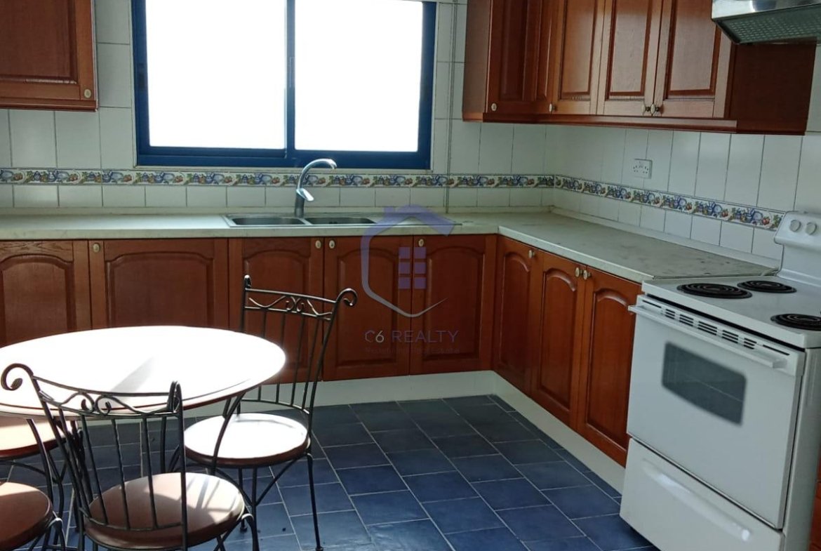 exclusive Spacious 3-Bedroom for Rent In The Middle of Juffair.