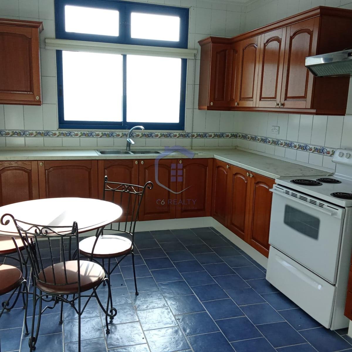 exclusive Spacious 3-Bedroom for Rent In The Middle of Juffair.