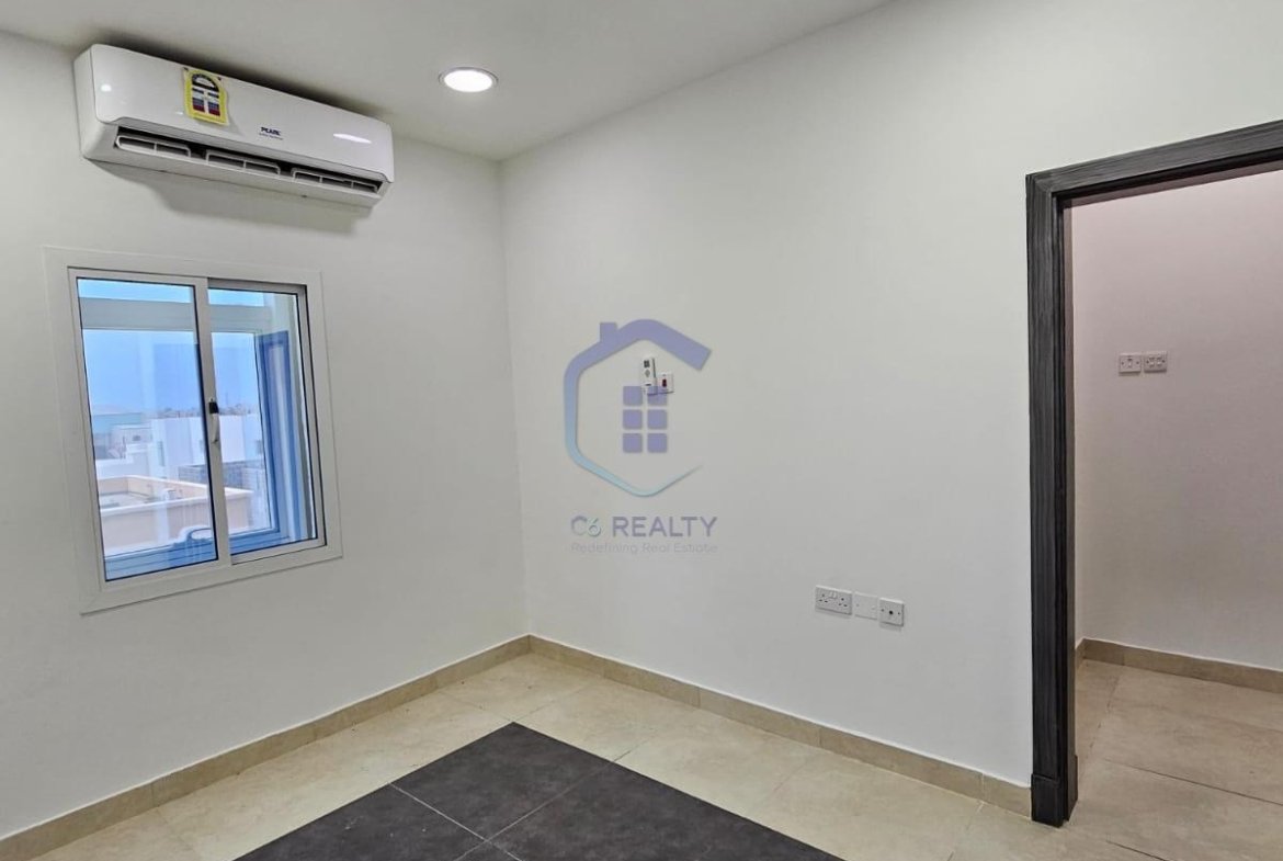 Exclusive 5-Bedroom Apartment for Rent in The Area of Saar.
