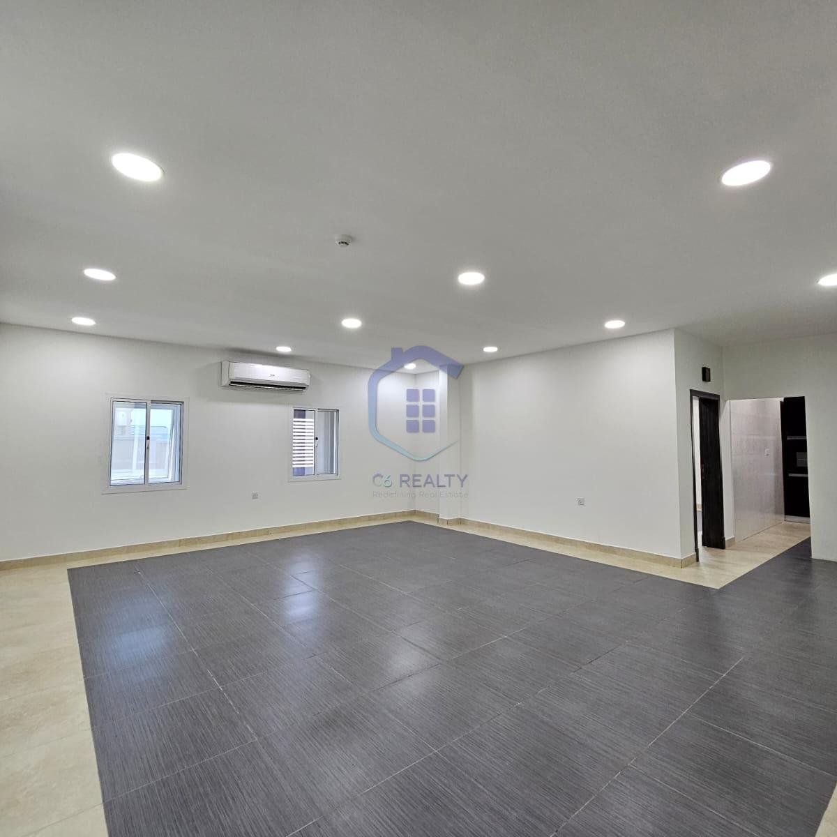 Exclusive 5-Bedroom Apartment for Rent in The Area of Saar.