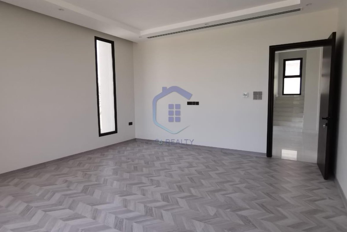 Luxury 4-Bedroom Villa in the Center Of Maqabah