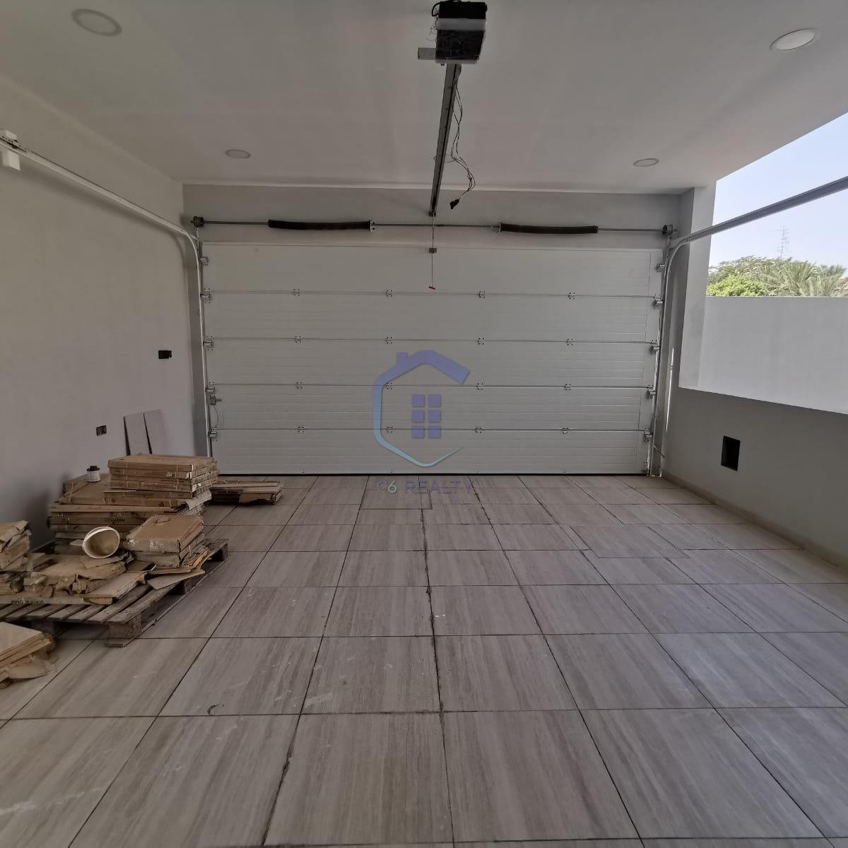Luxury 4-Bedroom Villa in the Center Of Maqabah
