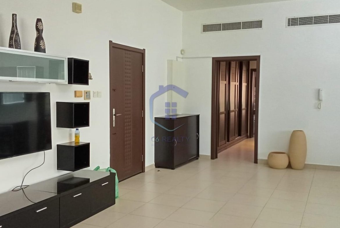 Modern Affordable Apartment for Rent in the Vibrant Saar