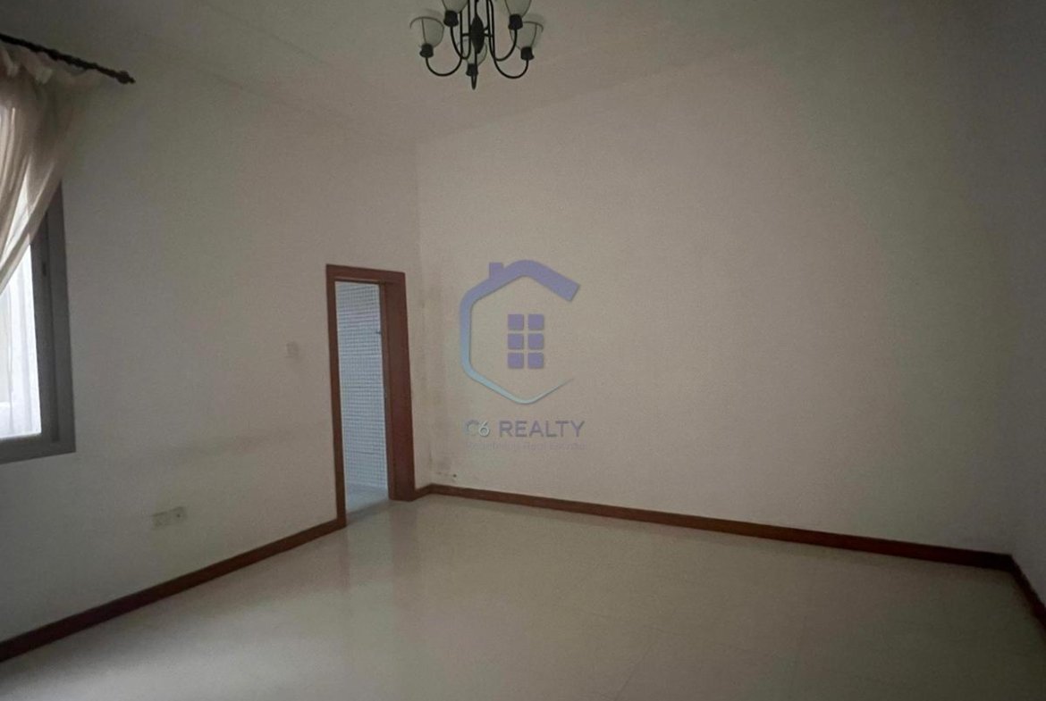 Modern 2-Bedroom Semi-Furnished Apartment in the center of city Hoora-Manama