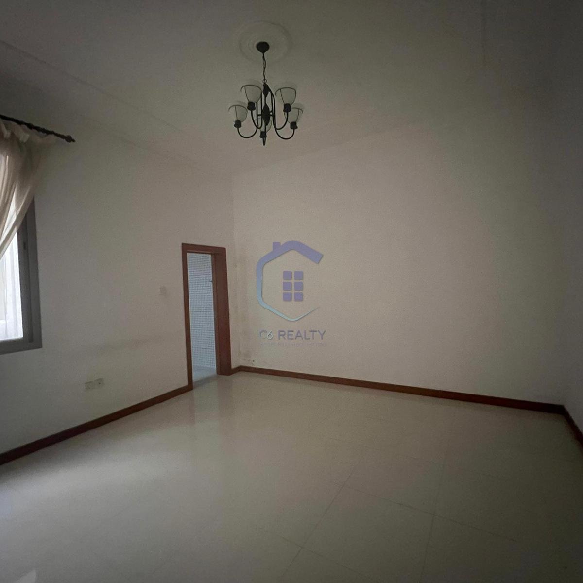 Modern 2-Bedroom Semi-Furnished Apartment in the center of city Hoora-Manama